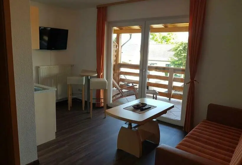 バルコニー付き１ベッドルームアパートメント, Land Gut Hotel Seeblick