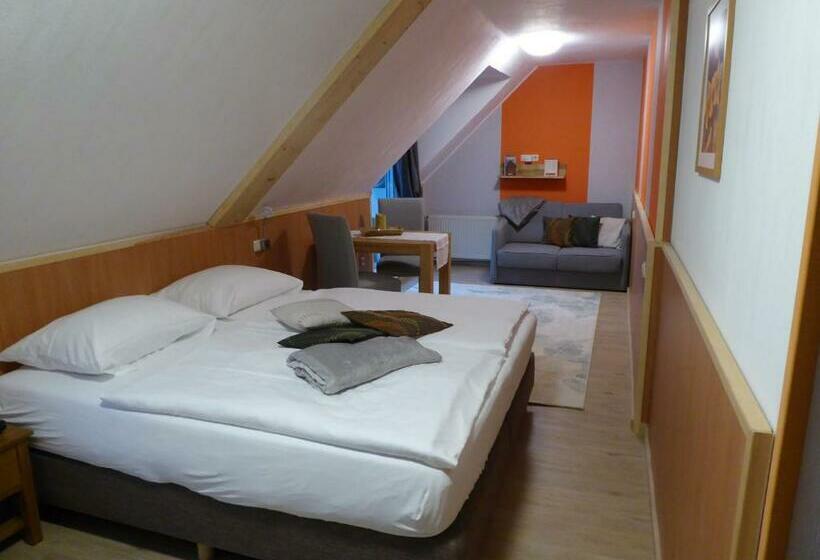 トリプルクラシックルーム, Landhotel Auerose Garni