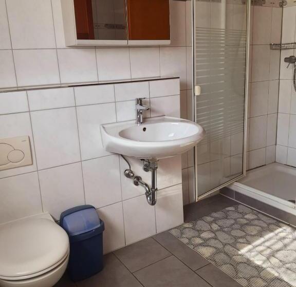 4인용 스탠다드 룸, Gästehaus Terrana