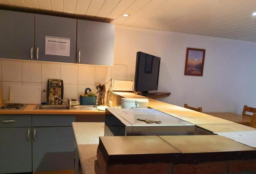 4인용 스탠다드 룸, Gästehaus Terrana