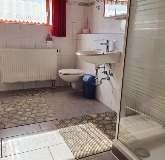 4인용 스탠다드 룸, Gästehaus Terrana