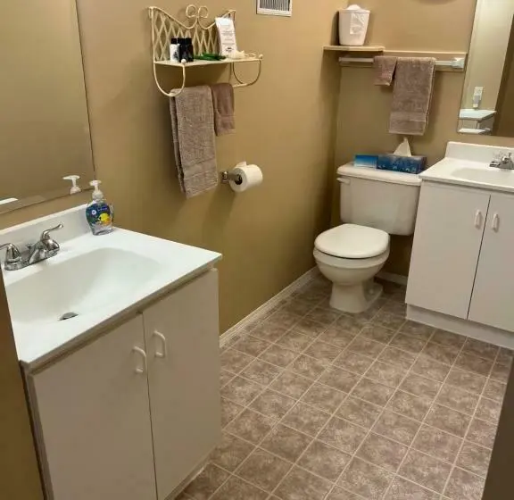 バルコニー付スイート, Bear Country Inn And Suites