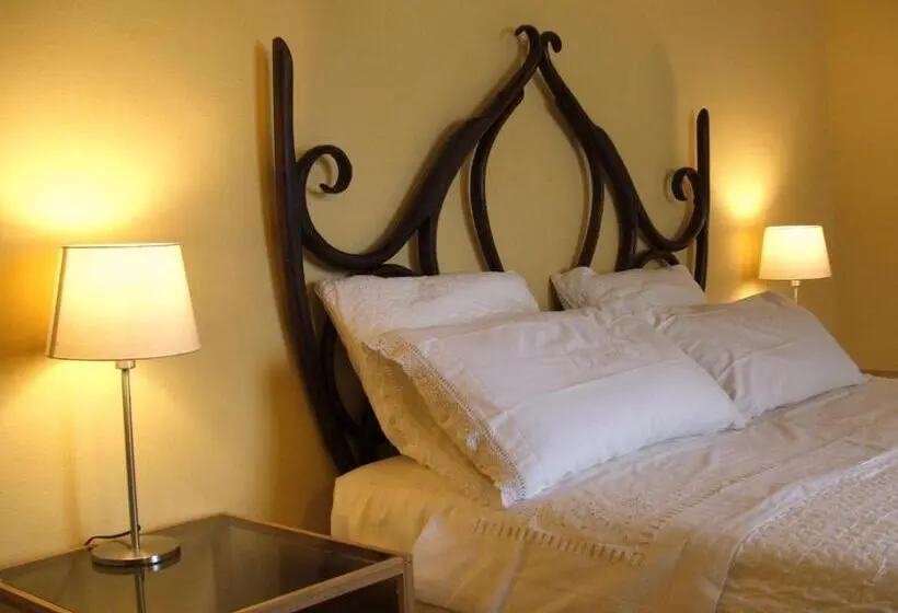 デラックスルーム, B&b Le Stanze Del Belriguardo