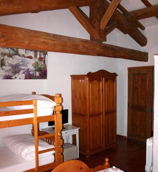 Семейный Номер, Chambres Lou Castel