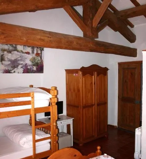 ファミリールーム, Chambres Lou Castel