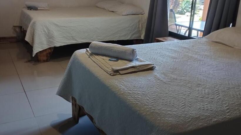 غرفة عائلية, Maguey