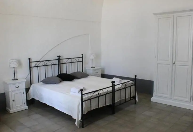 Standard Kolmen Hengen Huone, Tenuta Orsanese