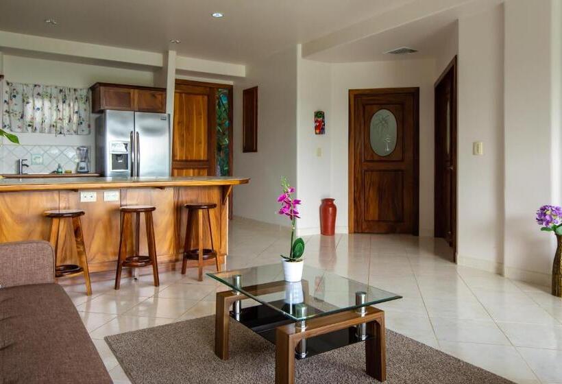 침실 1개 아파트, Lake Arenal Condos