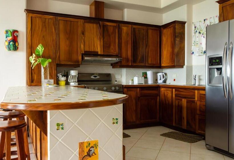 침실 1개 아파트, Lake Arenal Condos