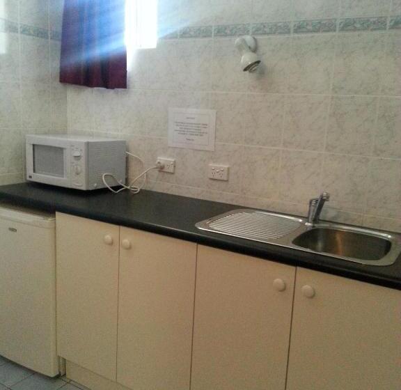 Семейный Номер, Bargo Motor Inn