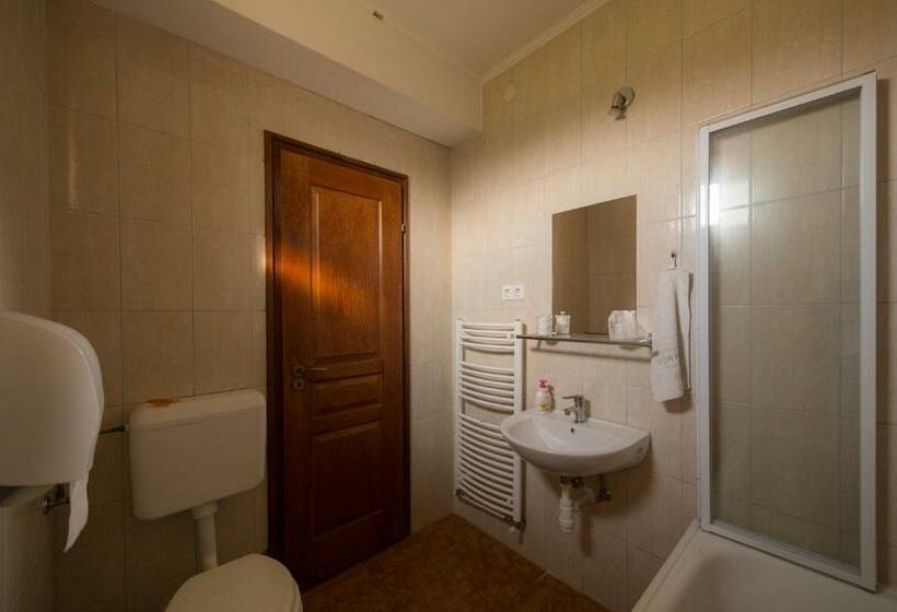 标准间, Bíbic Vendégházak