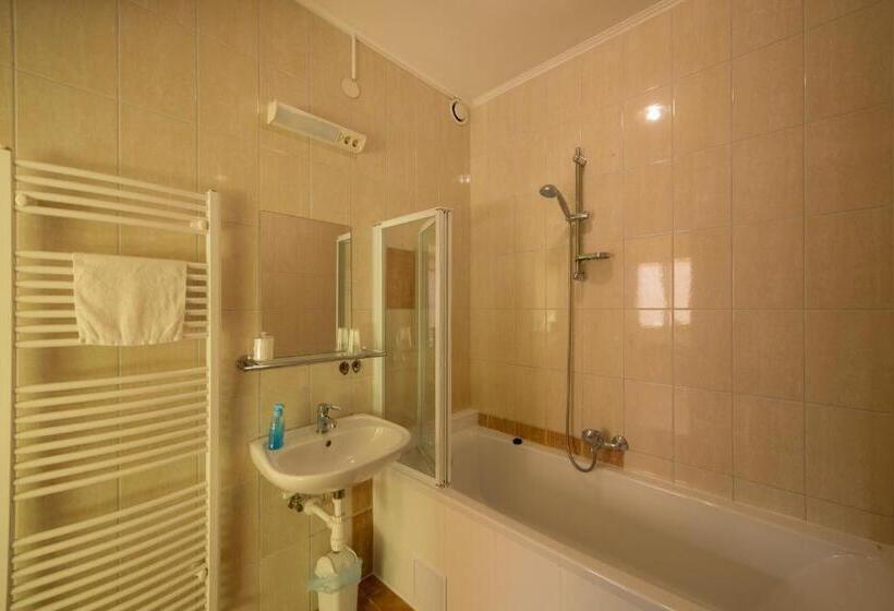 标准间, Bíbic Vendégházak