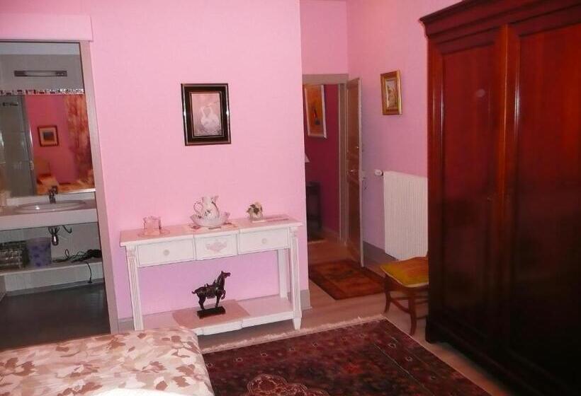 Номер Deluxe, Chambres D'hôtes Saint Roch