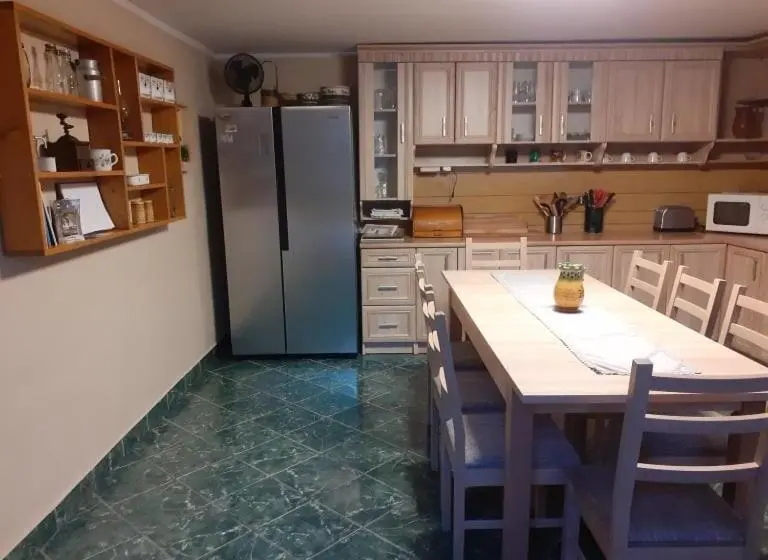 スーペリアファミリールーム, Vadregény Vendégház