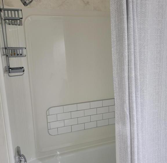 غرفة قياسية, Quest Motel