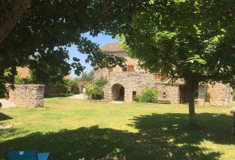 スタンダードルーム, Auberge De Cadenas