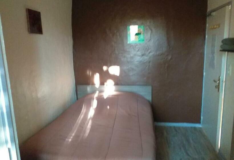 スタンダードルーム, Auberge De Cadenas