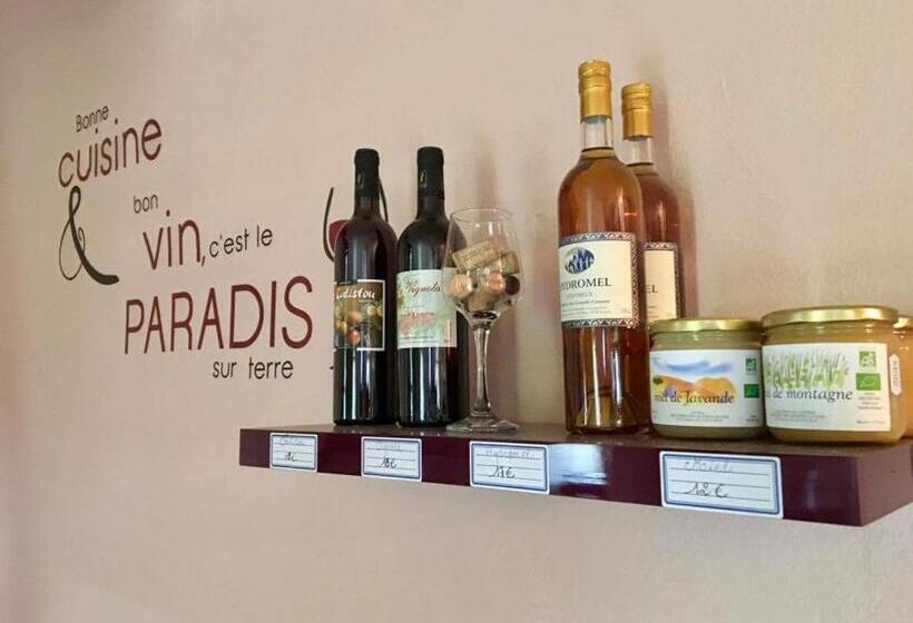 スタンダード4人部屋, Auberge De Cadenas