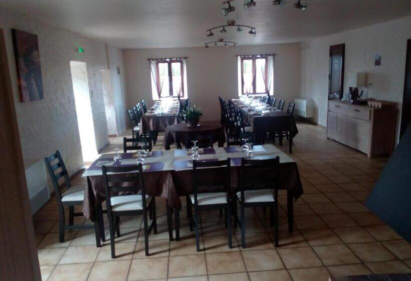 Семейный Номер, Auberge De Cadenas