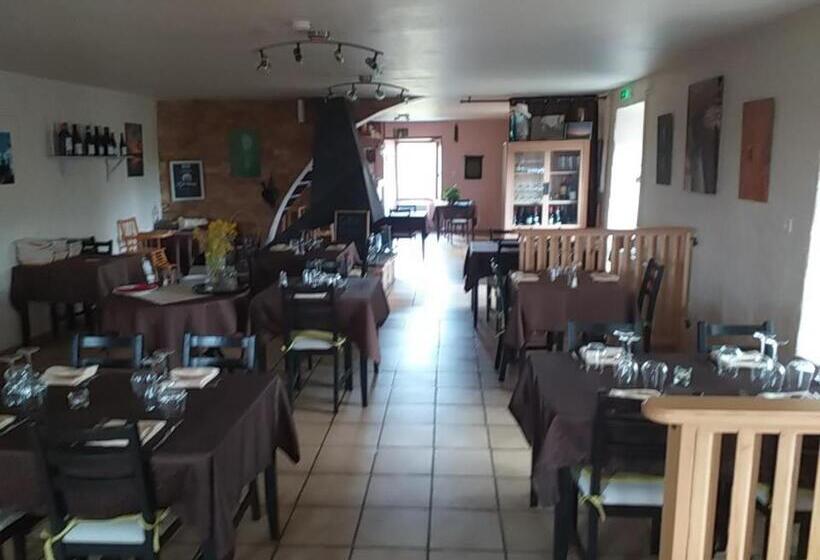 ファミリールーム, Auberge De Cadenas