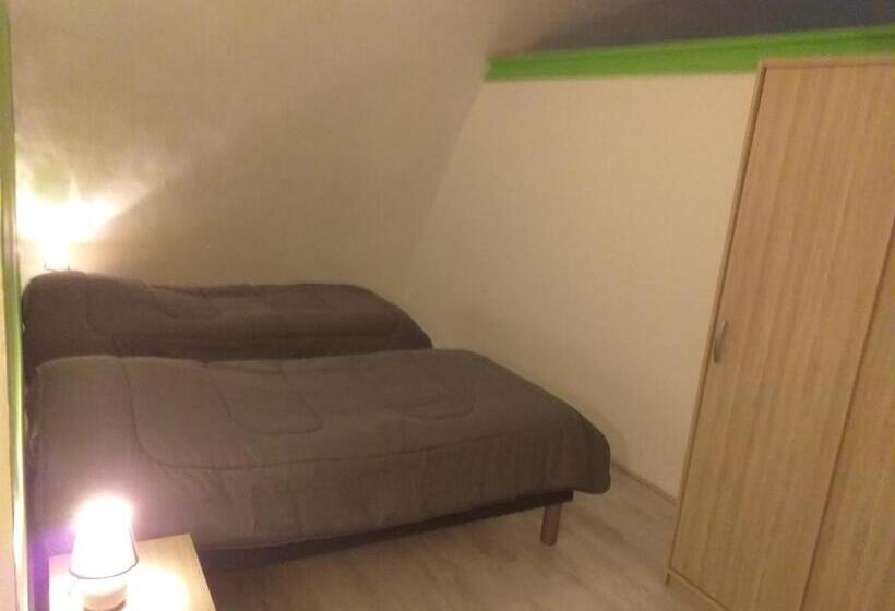 ファミリールーム, Auberge De Cadenas