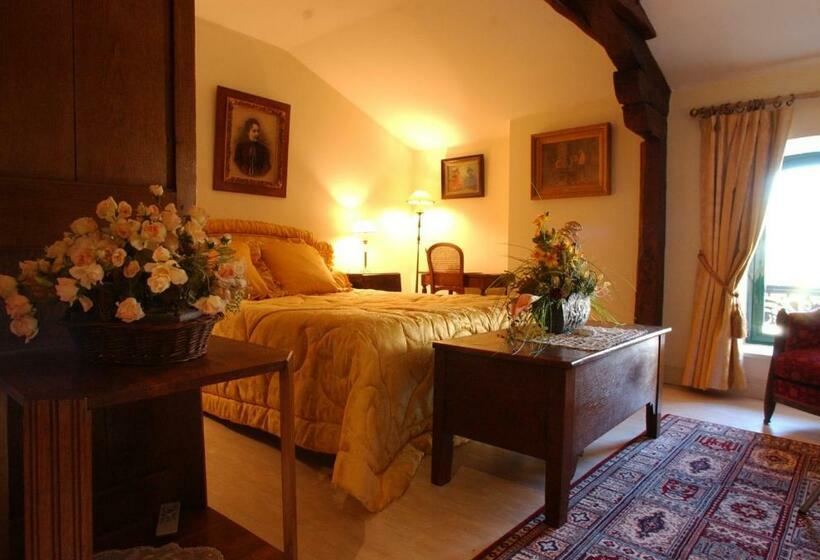 Номер Deluxe, Au Fond De La Cour