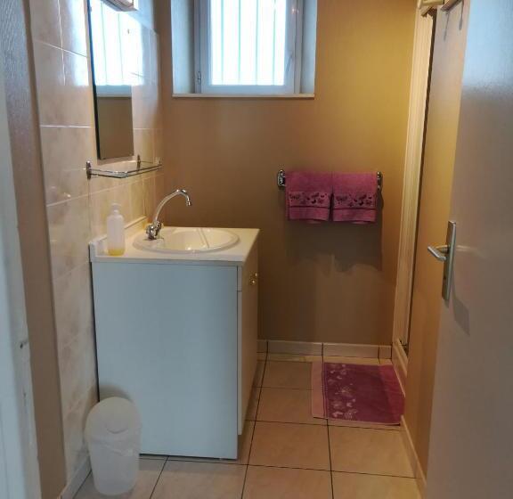 Standard room with outdoor bath, Chambres D'hôtes Le Petit Angle