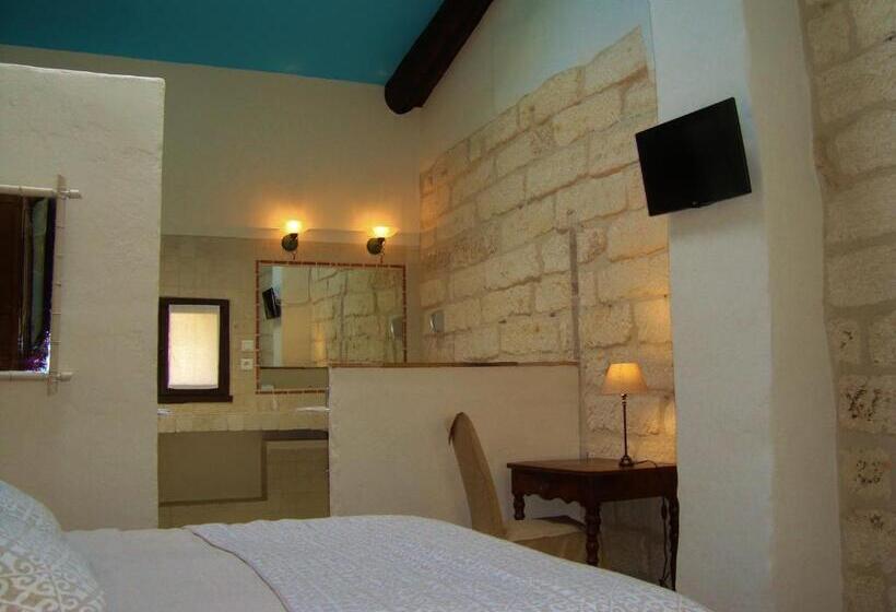 Номер Стандарт, L'escampe