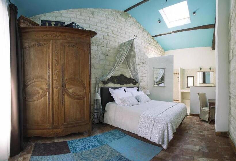 Номер Стандарт, L'escampe