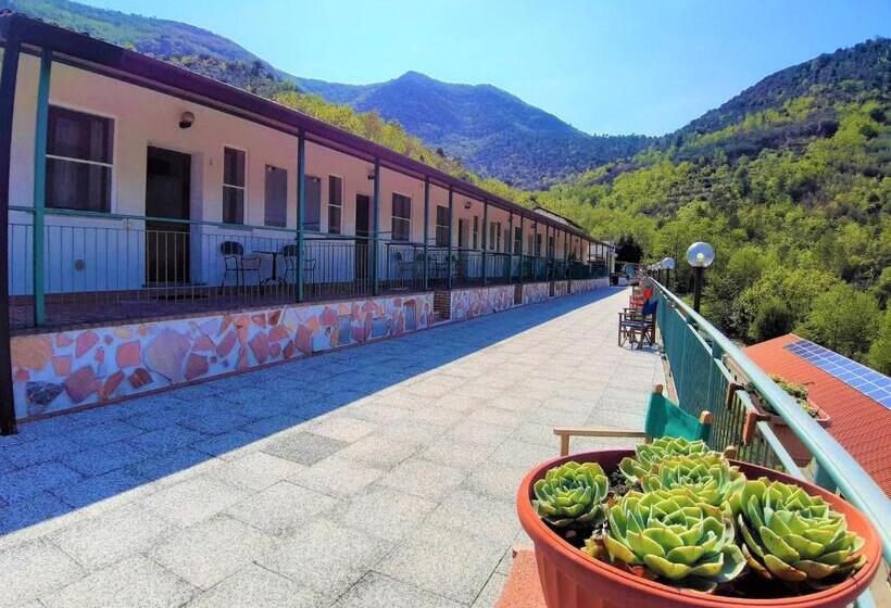 Апартаменты 1 Спальня Вид на Бассейн, Agriturismo Monte Acuto   Natura, Mare & Relax In Piscina