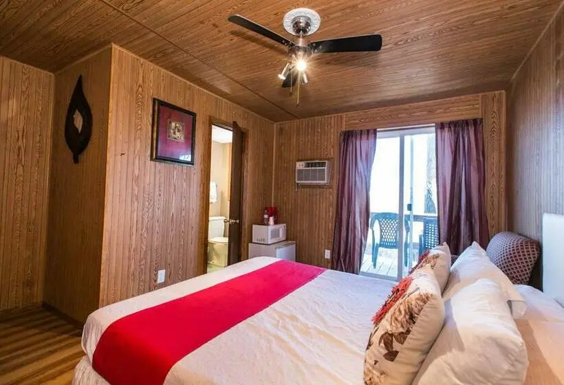 スタンダードルーム, The Wisconsin Wood Inn