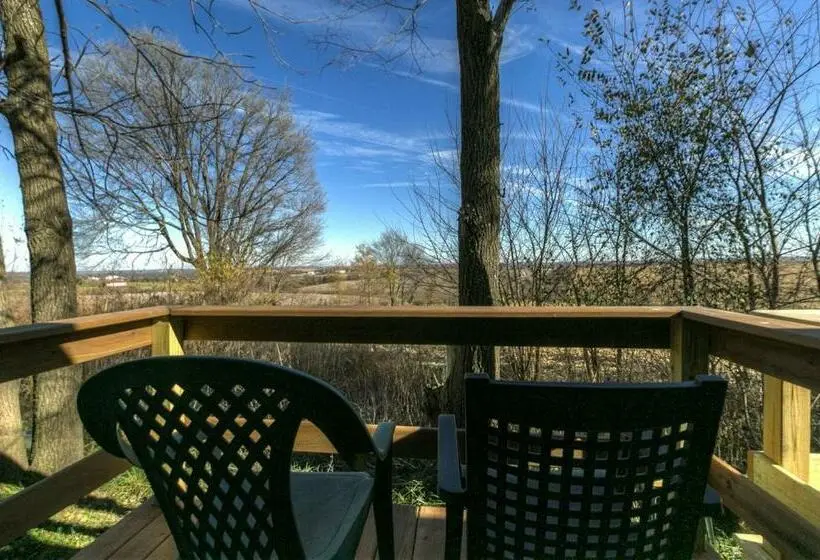 キングサイズベッドのスタンダードルーム, The Wisconsin Wood Inn