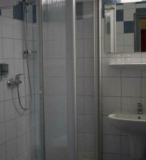 スイート, Thelena