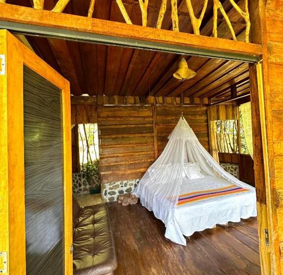 חדר דלוקס עם מרפסת, Huaca Huaca Hostel