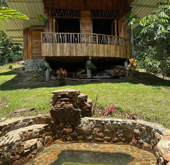 חדר דלוקס עם מרפסת, Huaca Huaca Hostel