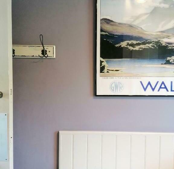 Четырехместный Номер Стандарт, The Rocks At Plas Curig Hostel