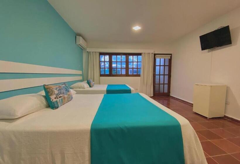 带2个双人床的标准工作室, Calypso Beach Hotel By The Urbn House Santo Domingo Airport