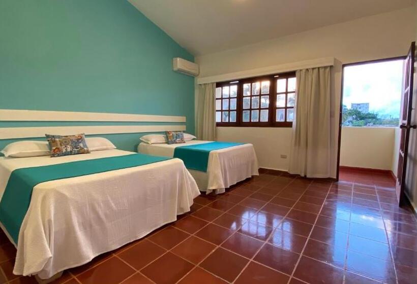 Номер Стандарт 2 Двуспальные Кровати, Calypso Beach Hotel By The Urbn House Santo Domingo Airport