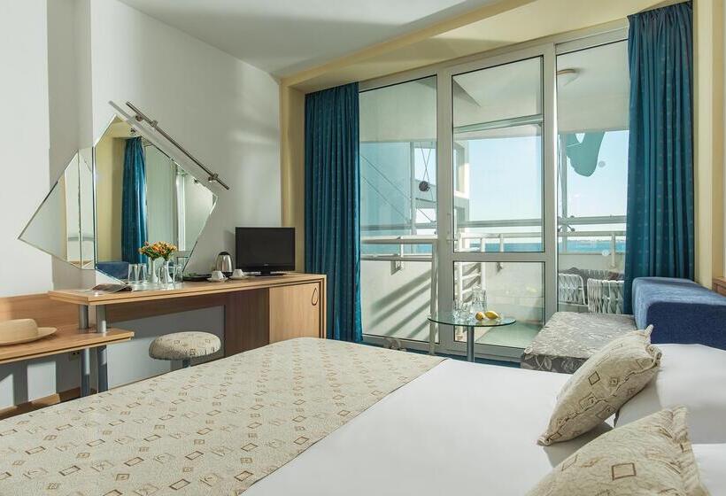 غرفة قياسية مطلّة علي البحر, Effect Grand Victoria Hotel   Ultra All Inclusive