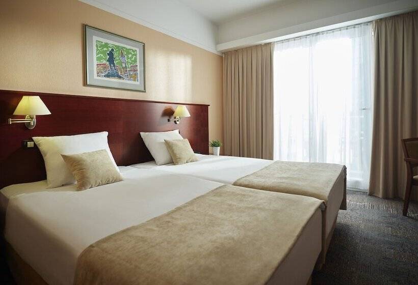 اتاق استاندارد با تخت دوبل و چشمانداز دریا, Grand Hotel Portorož – Lifeclass Hotels & Spa, Portorož