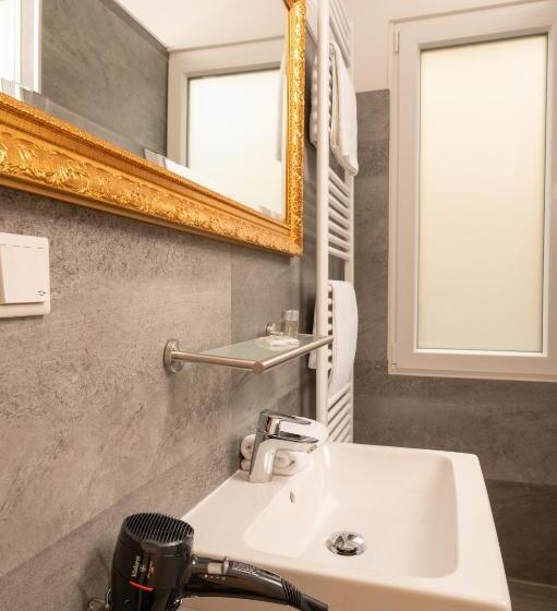 标准间, Burgblick