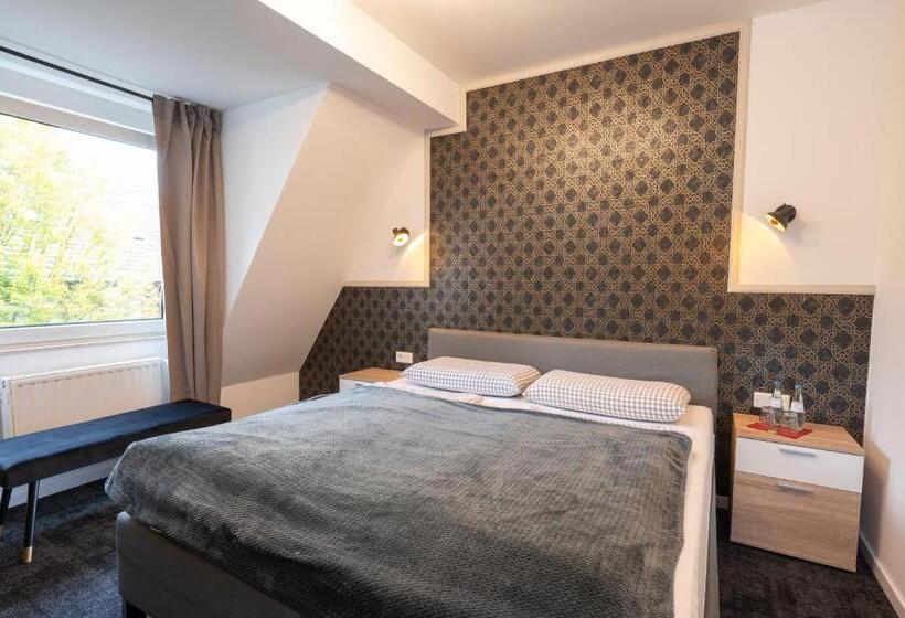 标准间带阳台, Burgblick