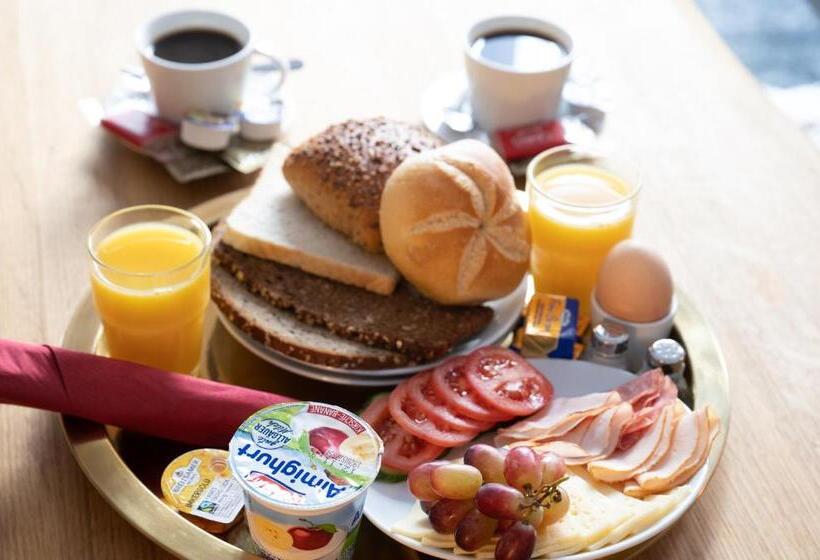 豪华房间, Burgblick