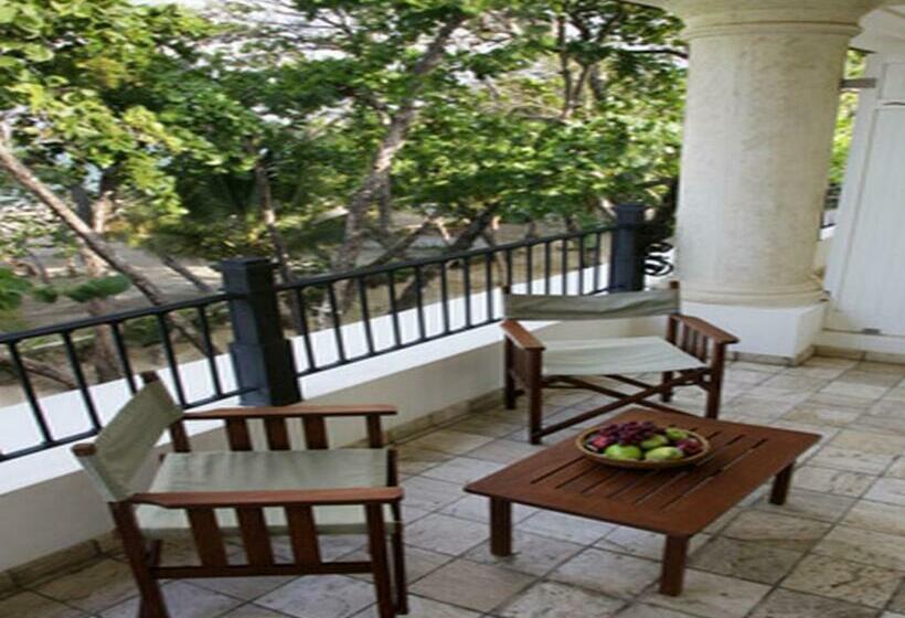 小型套房带海景, Casa Colonial Beach & Spa