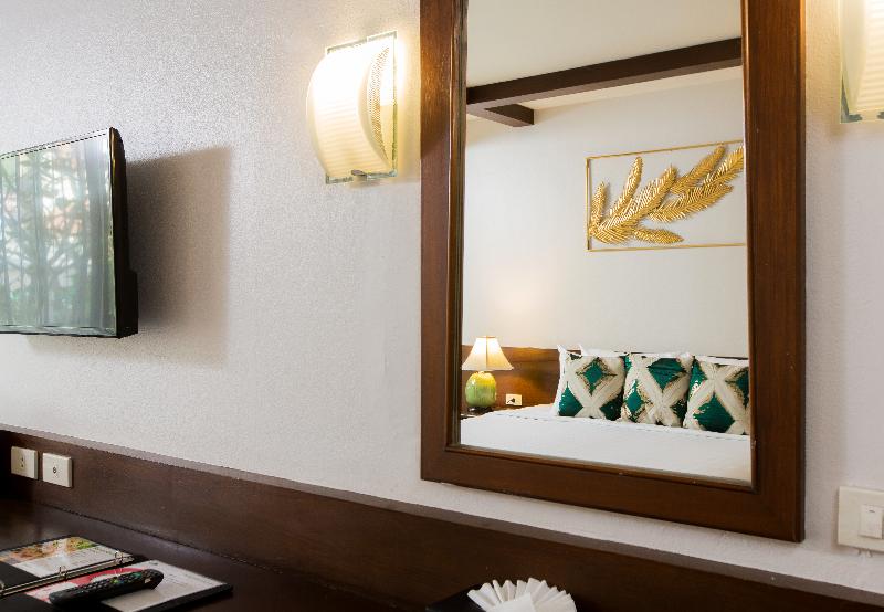 Номер Deluxe Вид на Сад, Coconut Village Resort Phuket Sha Extra Plus