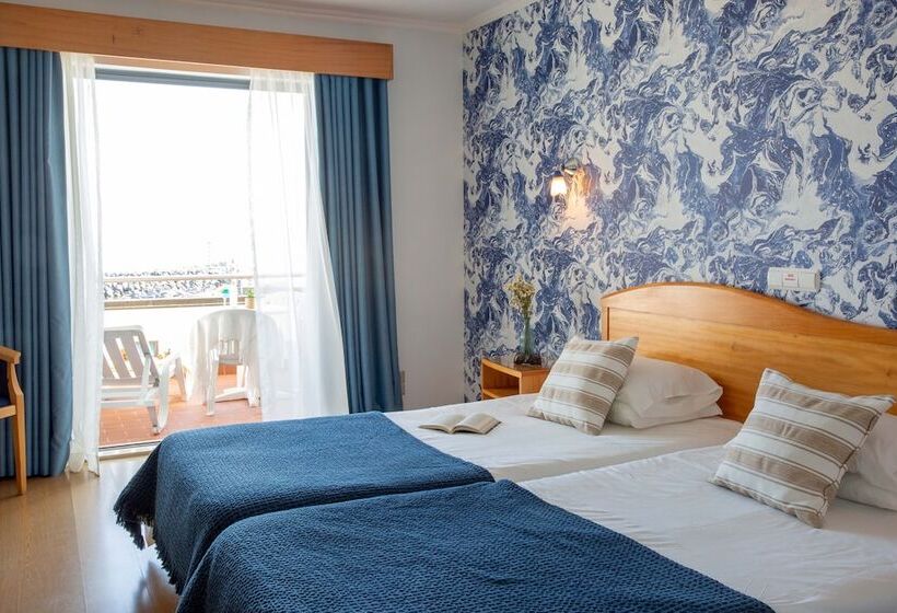 غرفة قياسية مطلّة علي البحر, Do Mar