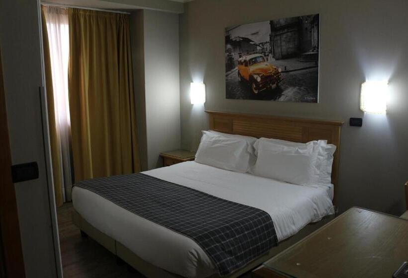 スタンダードルーム, Garibaldi