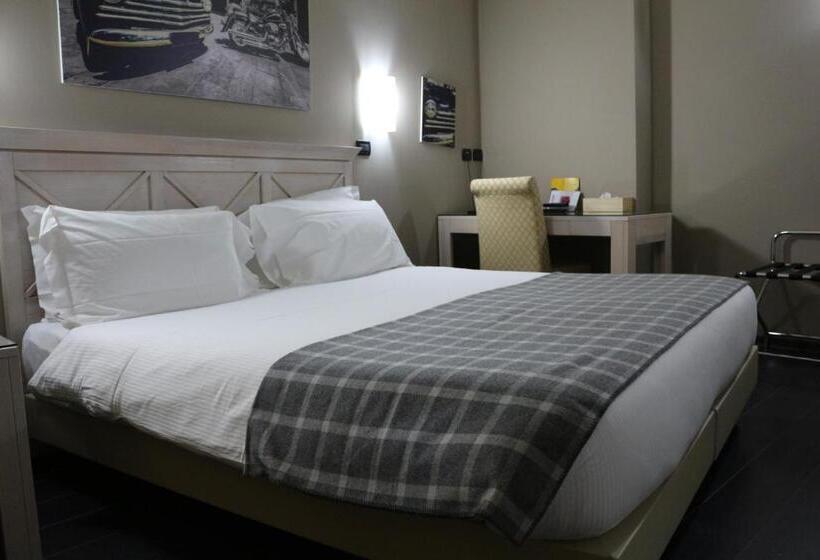 スーペリアールーム, Garibaldi