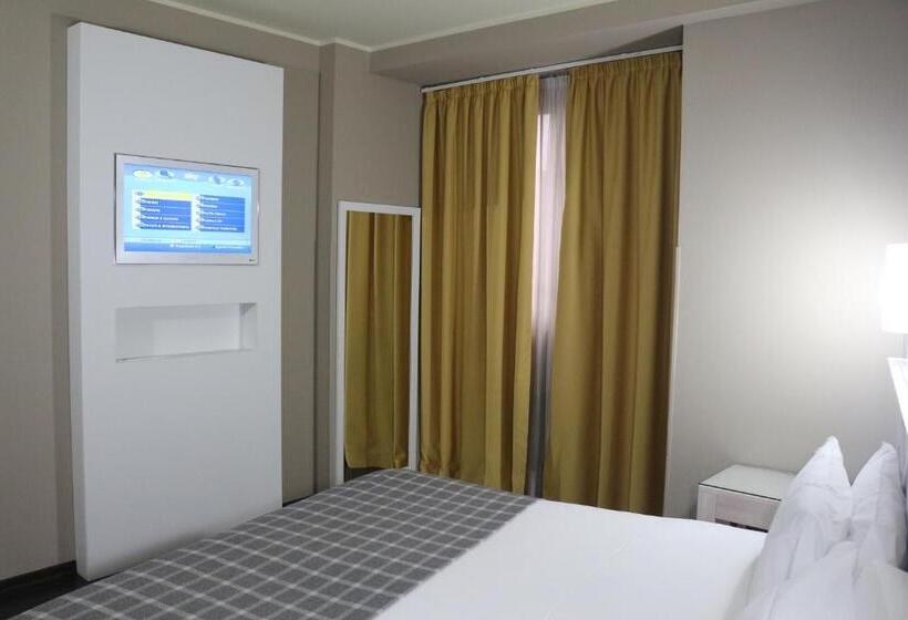 スーペリアールーム, Garibaldi