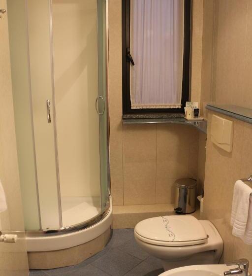 スタンダードシングルルーム, Garibaldi